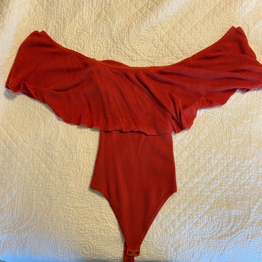 Off shoulder bodysuit